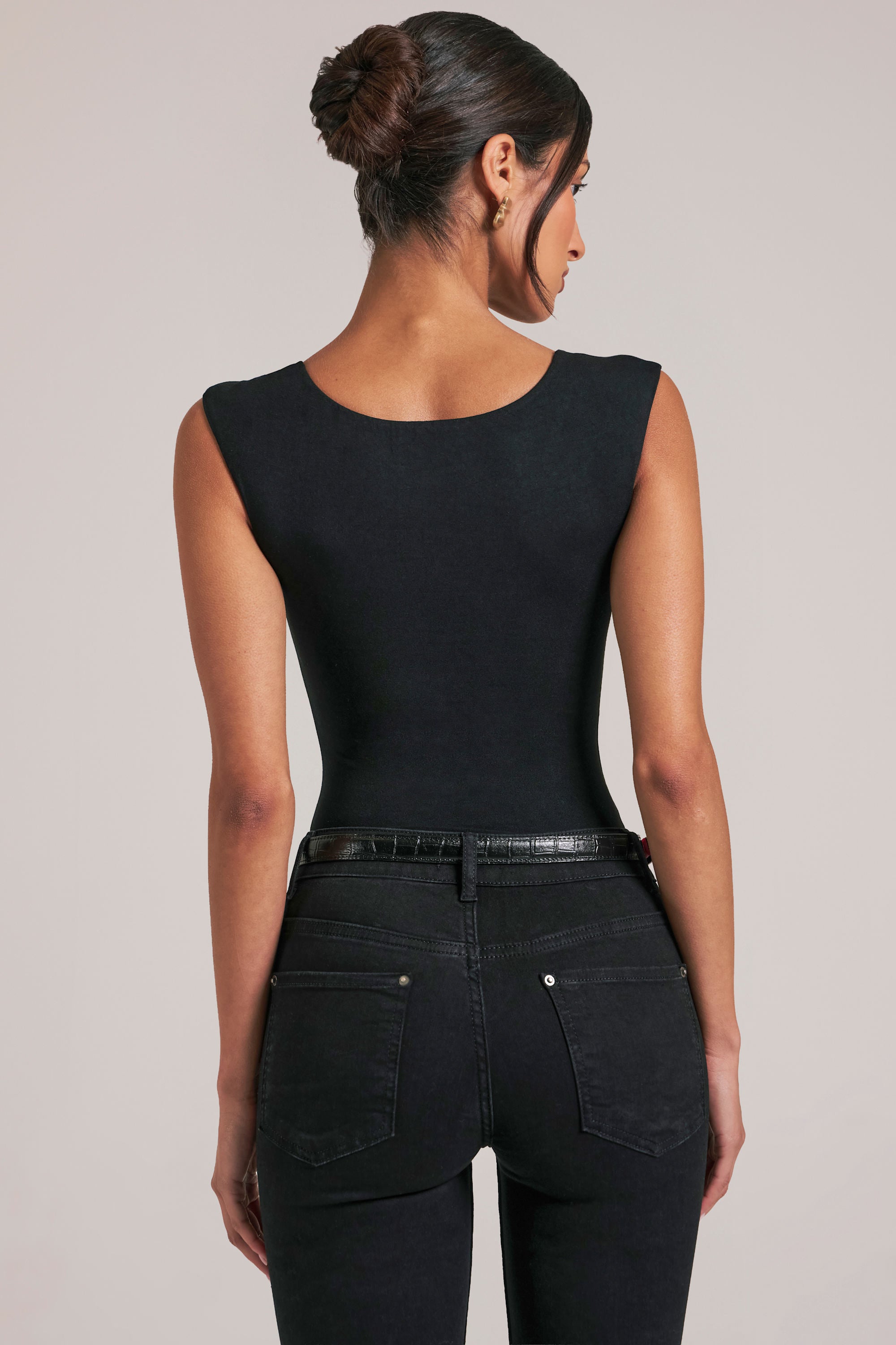 Eleanor-Neck Bodysuit in Black